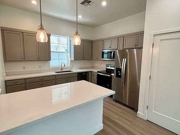 7BE91BF2-4E93-4A23-85C2-D7ED3DD173EF_1_201_a_08182022