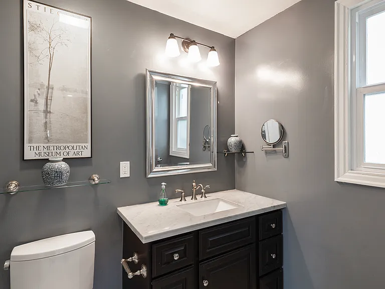 1739 Lake St #112 — Photo 5