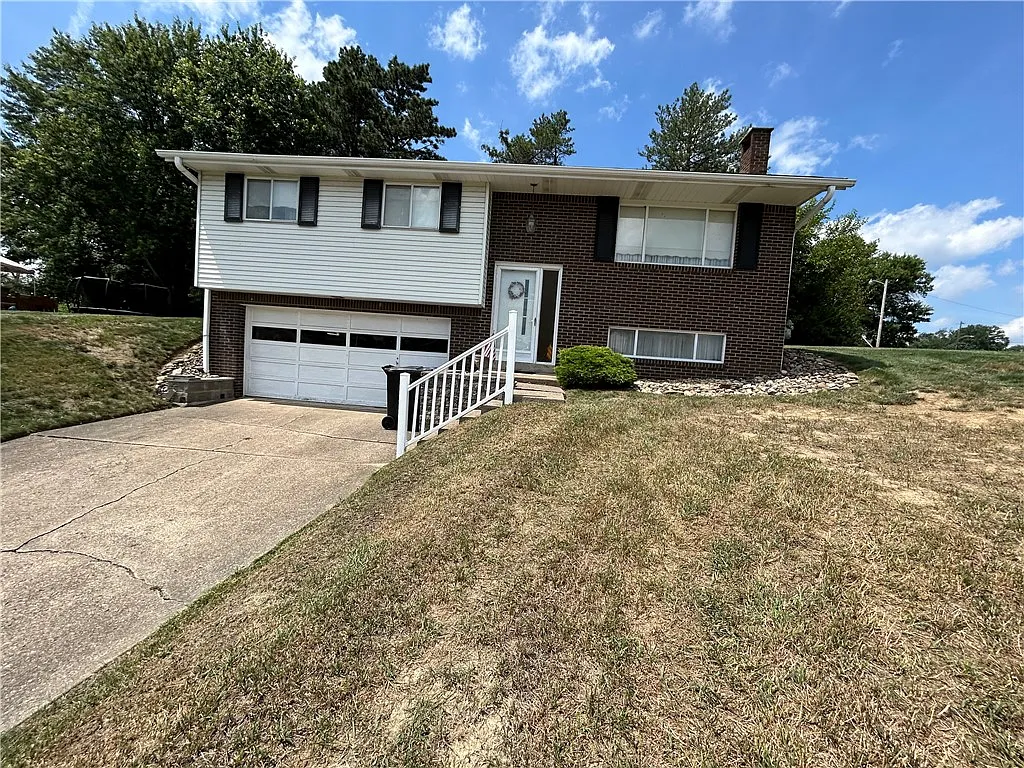 307 Highland Dr photo 1