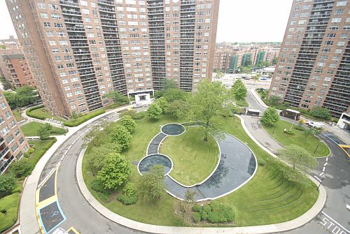 5th image of 10420 Queens Blvd APT 2M