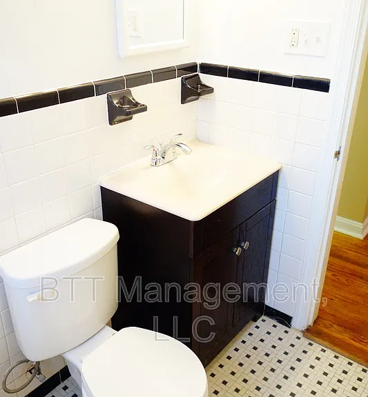 8203 Garland Ave #4 — Photo 36