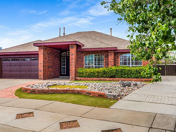 3rd image of 2240 Skybrook Dr NW