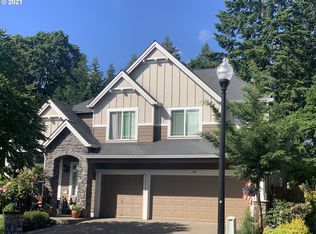 131 N Royal Oak St, Newberg, OR 97132