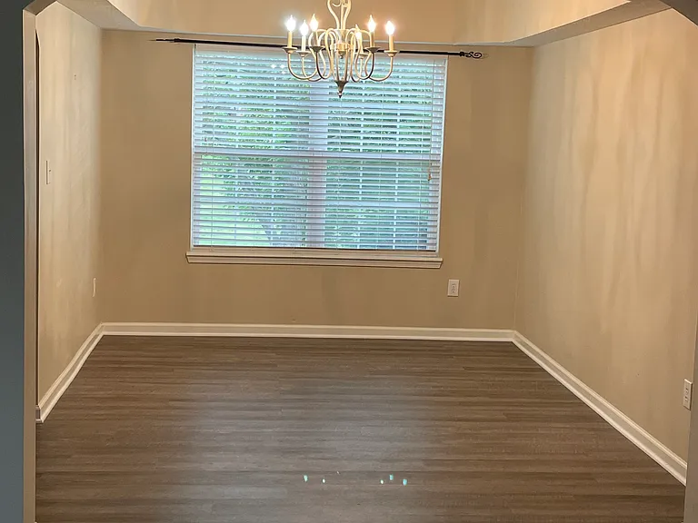 Living / Family Room 1a