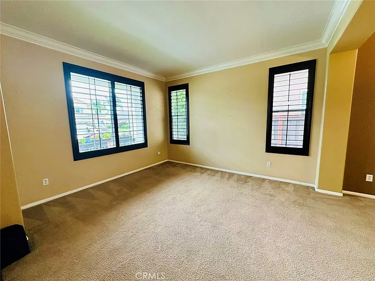 6182 Cedar Creek Rd — Photo 5