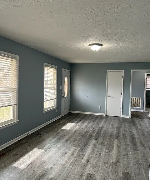 301 Rail Fence Ct — Photo 5