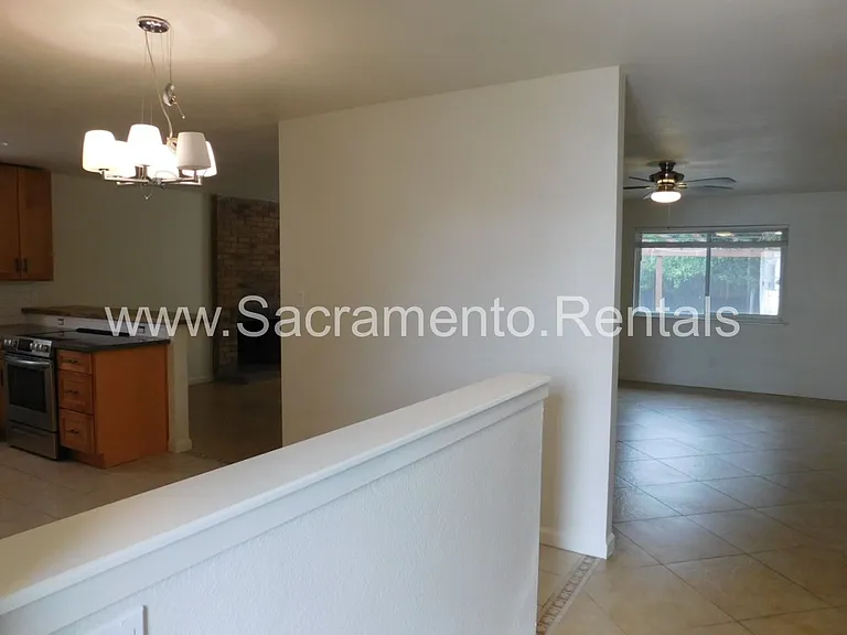 101 Kennelford Cir — Photo 4
