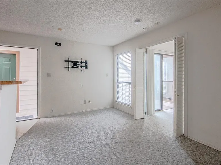 2307 Balsam Dr #L308 — Photo 1