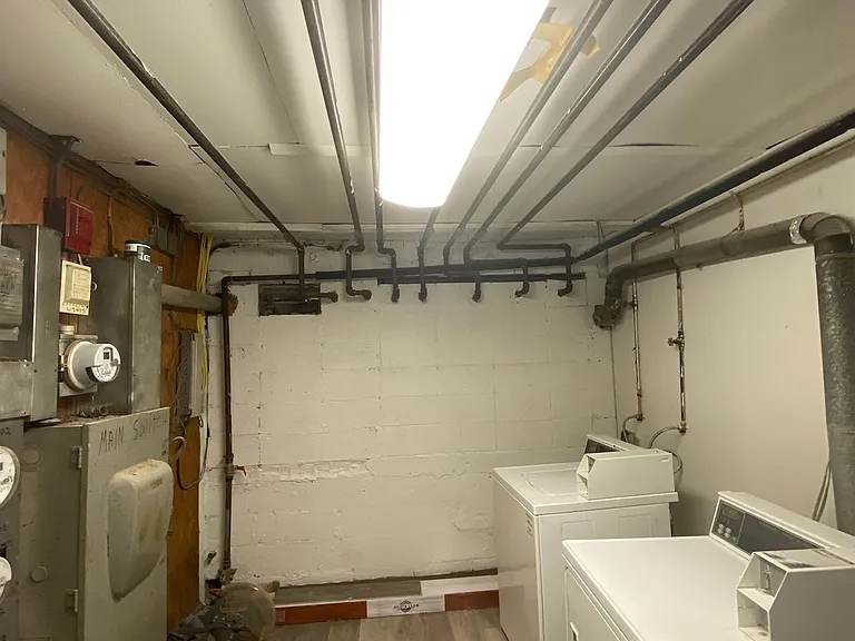 300 59th St NE #3 — Photo 12