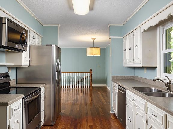 4th image of 106 Glen Mary Dr