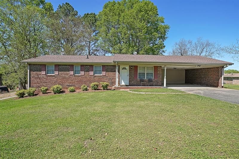 1st image of 103 Leigh Ln