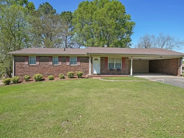 103 Leigh Ln, Carrollton, GA 30117