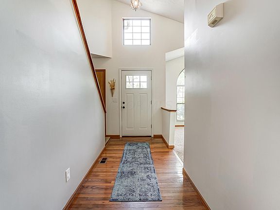 5th image of 1305 Great Hunter Ct