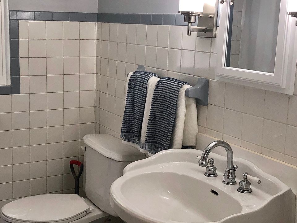 1st image of 812 Sanborn St