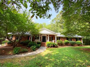 2616 Dallas Dr, Winston Salem, NC 27107