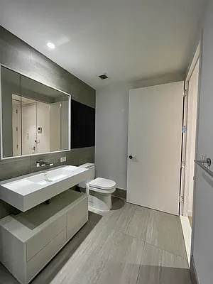 Rented by Keller Williams NYC | media 17