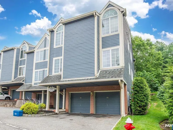 314 Sturbridge Court, Ramsey, NJ 07446