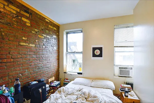 Rented by Bond New York | media 22