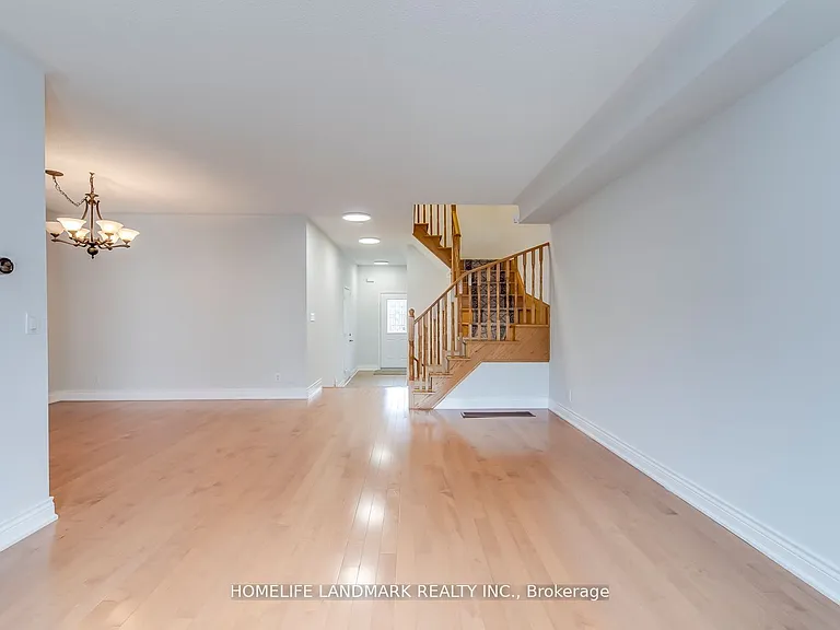 7 Marshview Ave — Photo 5
