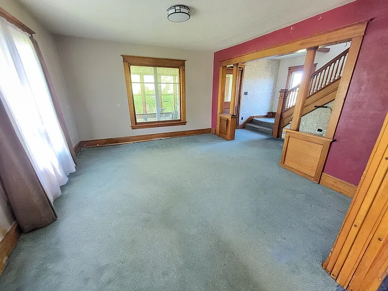 710 Maplewood Rd #1 — Photo 11