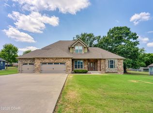 205 Heritage Acres Dr, Joplin, MO 64801