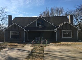 109 W Jones St UNIT B, Krum, TX 76249