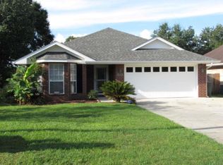 1208 Greystone Ln, Pensacola, FL 32514