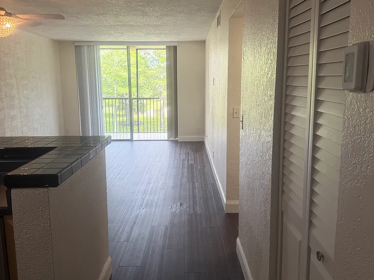 7710 NW 50th St #304 — Photo 7