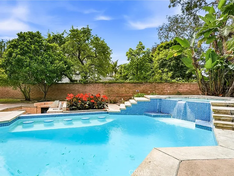 23302 Vista Carillo — Photo 37