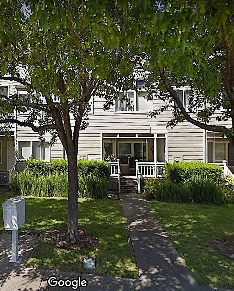 18 Creekside Ct photo 1
