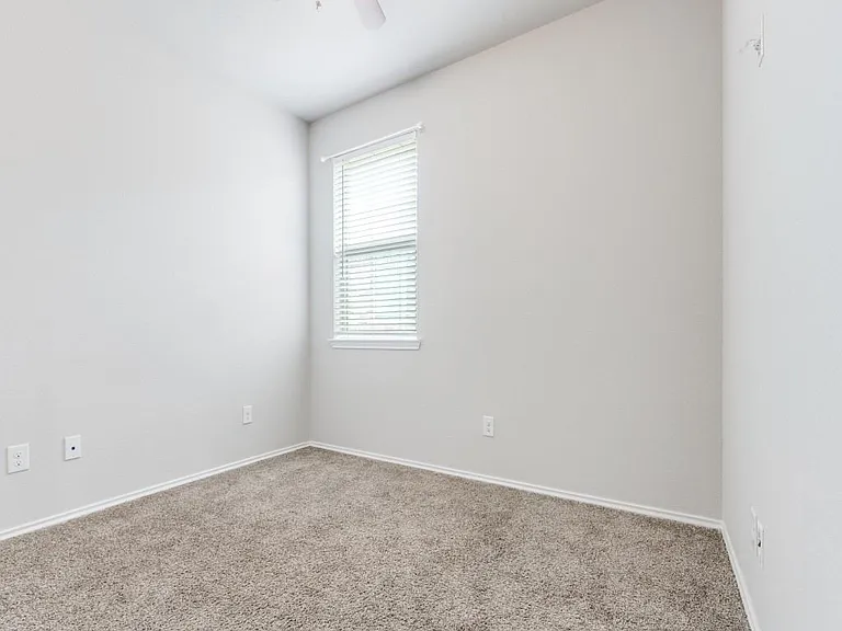 14214 Glacier Bay Ct — Photo 19