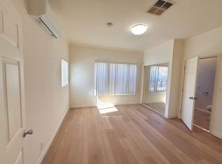 2870 1/2 W 8th St, Los Angeles, CA 90005