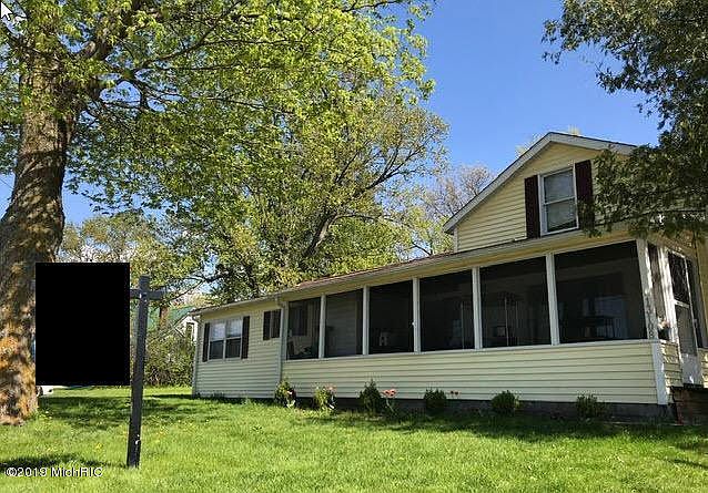 1st image of 13108 Grand River Dr SE