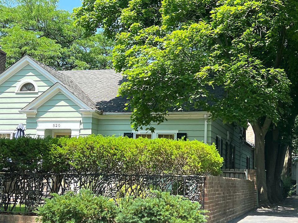 1st image of 520 Colville Pl