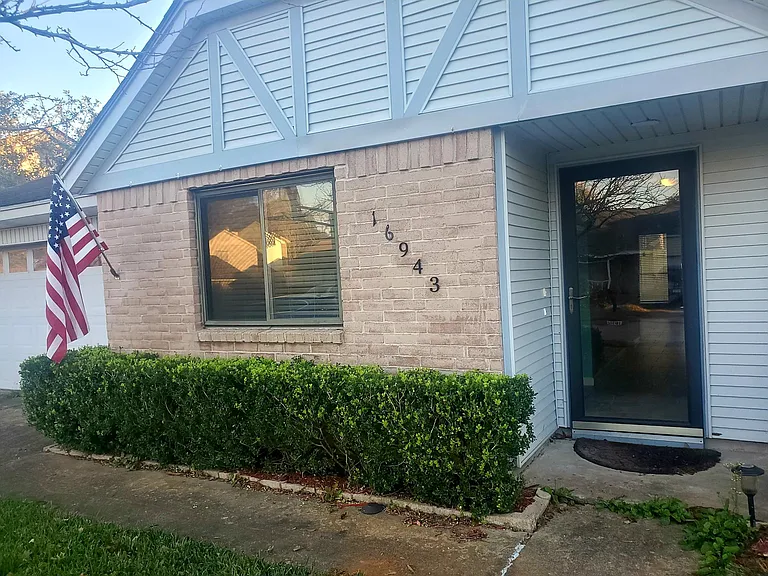 16943 Nicole Ln — Photo 30