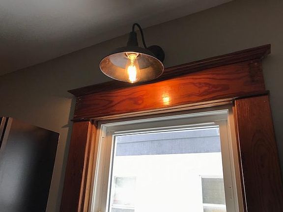 3rd image of 111 Sunset St #1