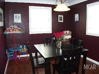 4th image of 1043 Bedford Dr