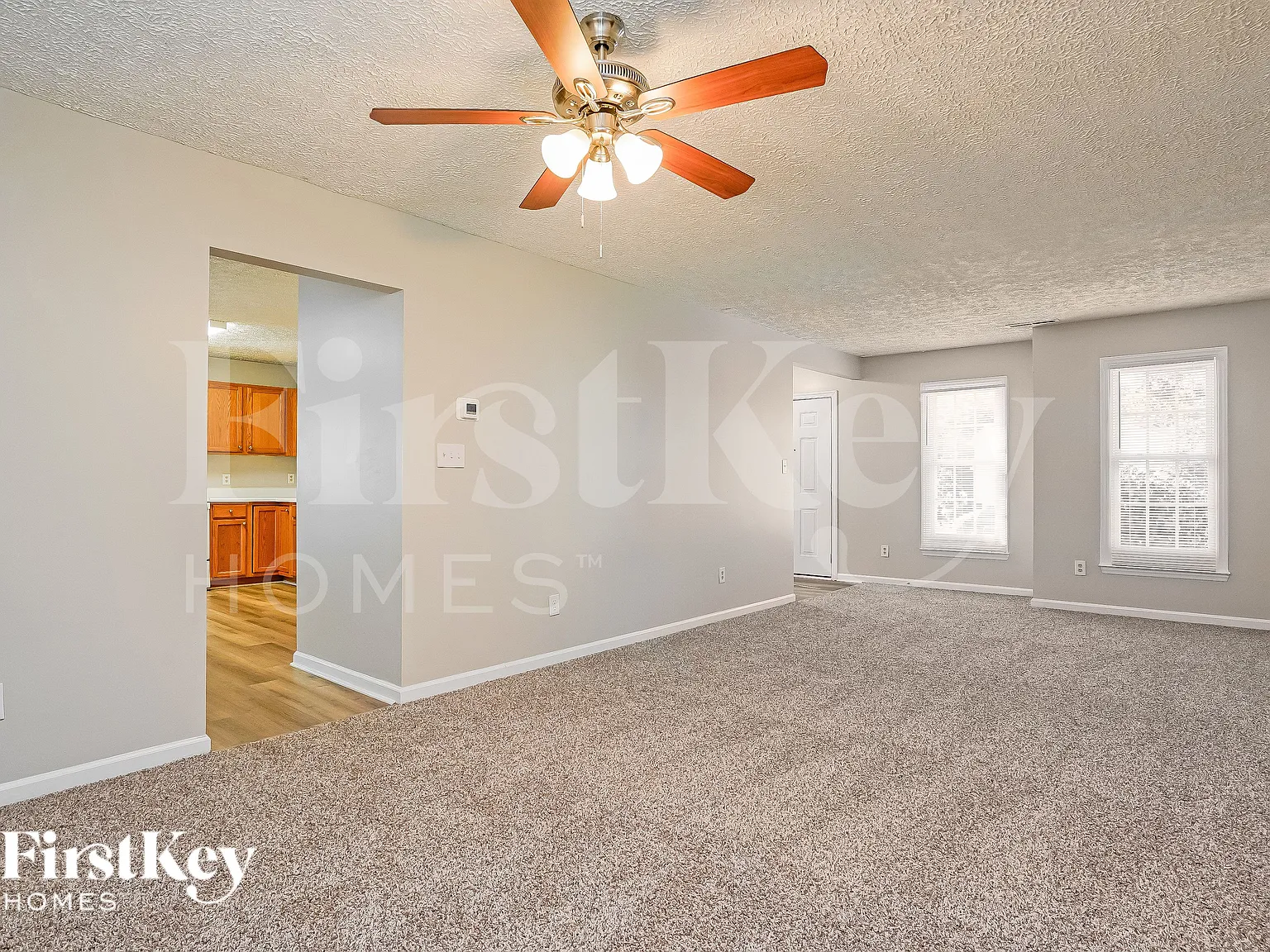 3 bed, 2.5 bath, 1661 sqft, $2,230 — Photo 2