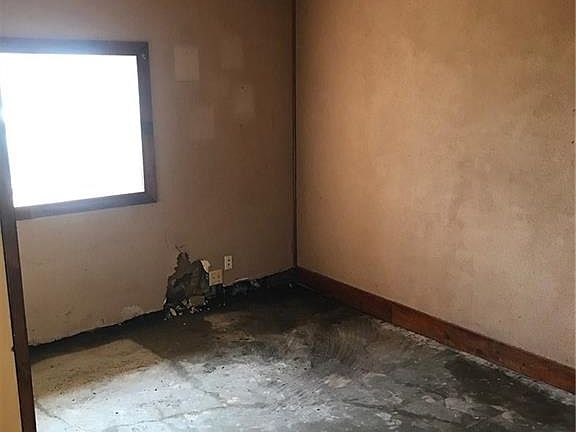 4th image of 1210 W Cleveland Ave