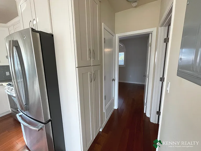 822 Ellis Dr — Photo 7