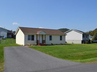 143 Buckboard Rd, Waynesboro, VA 22980