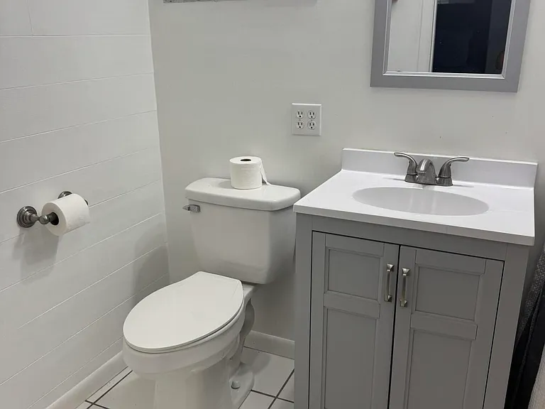 4281 Yorkshire Dr — Photo 29
