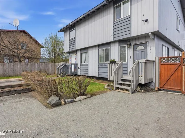 7640 Snow View Dr, Anchorage, AK 99507