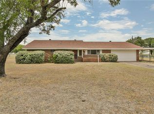 108 Riverside Dr, Mineral Wells, TX 76067