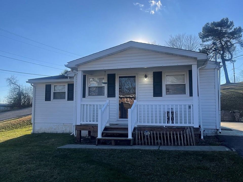 1st image of 4887 Robert C Byrd Dr