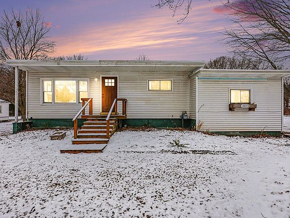 2nd image of 2873 S Quarterline Rd