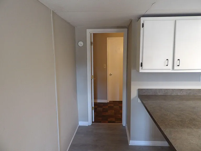 65 Ashwood Ct #8 — Photo 21