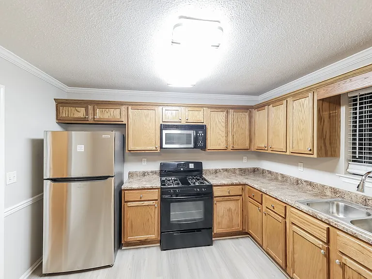 5808 Christon Cir — Photo 8