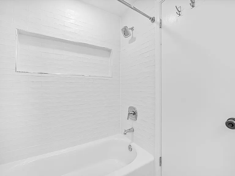 9514 Edgeley Rd — Photo 19