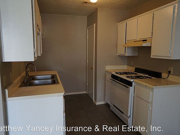 4th image of 1511 Mitzi Ln